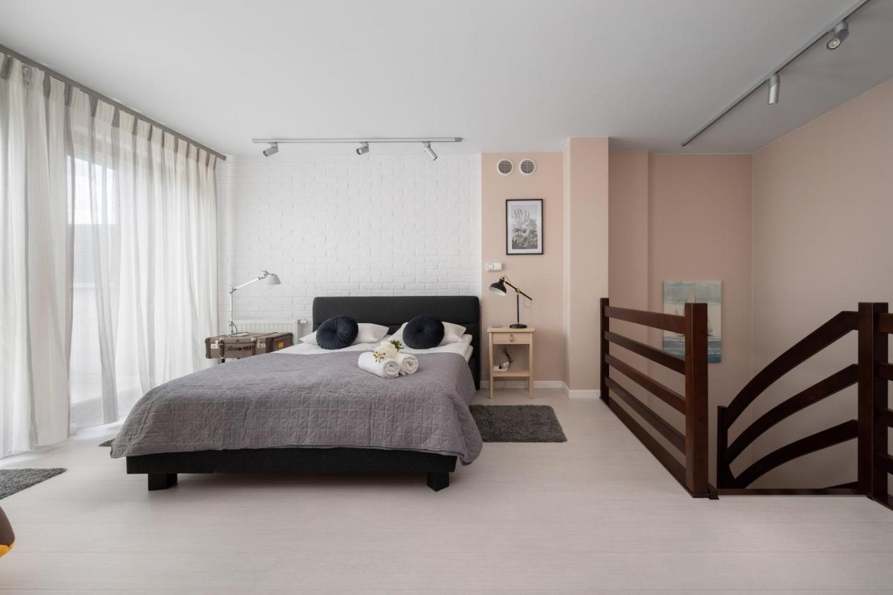 Wroclaw Dabie Silver By Renters Екстериор снимка