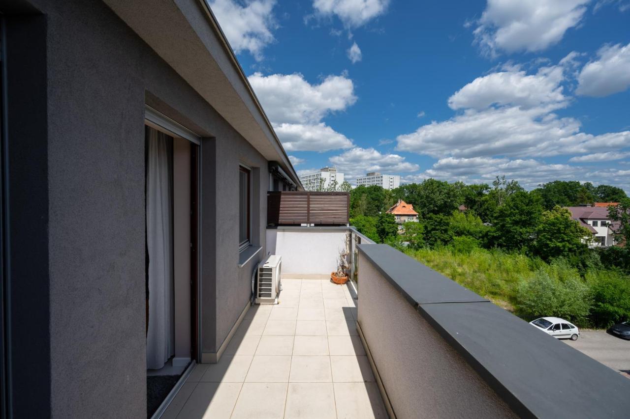 Wroclaw Dabie Silver By Renters Екстериор снимка